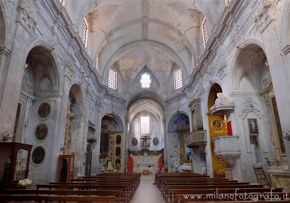 Gallipoli (Lecce) - Interno della Chiesa di San Domenico al Rosario